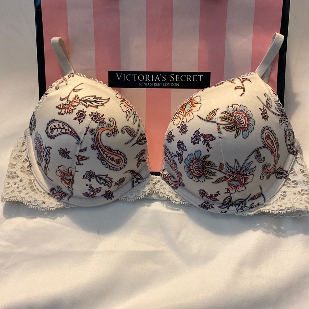 Victoria’s Secret Dream Angels Push-Up Bra